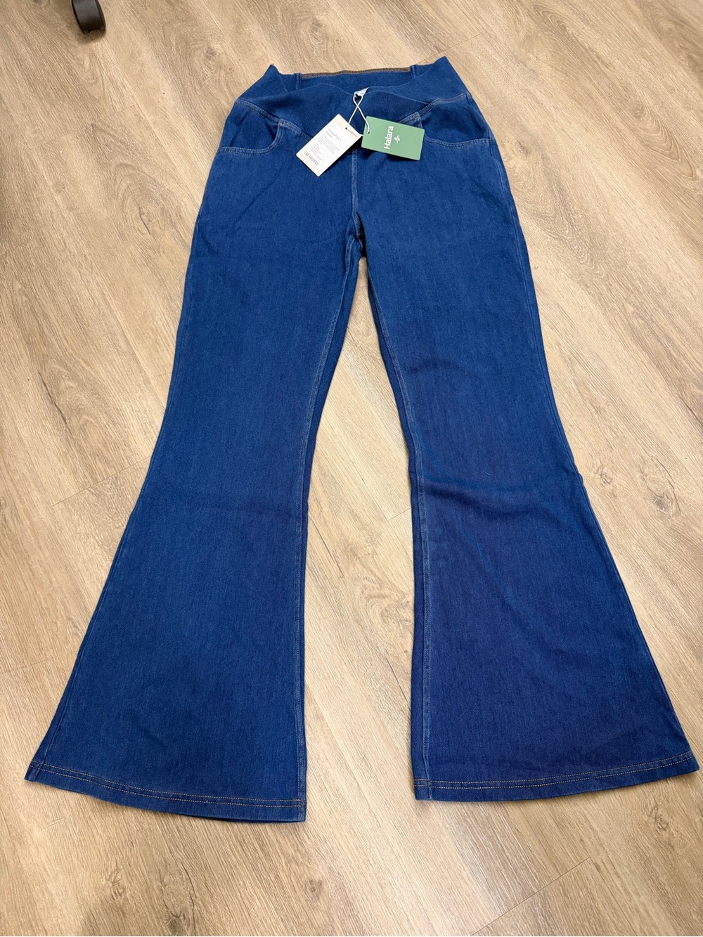 Halara High Waisted Flare Jeans Women’s Large Dark Wash Stretch NWT 0237